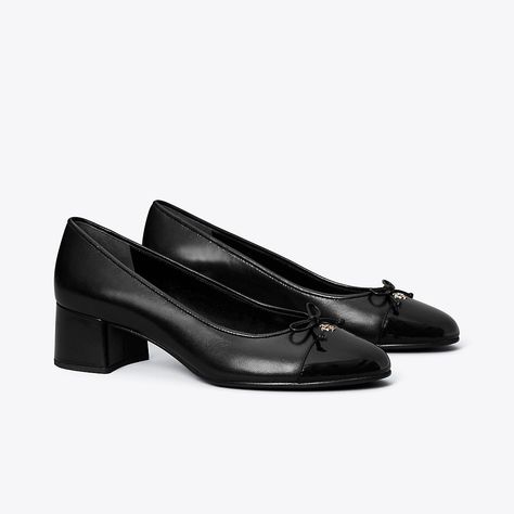 An elevated take on the classic ballet flat. This elegant pump is crafted in fine leather with a contrast cap toe and comfortable block heel. Finished with a delicate bow and subtle Double T.Crafted in partnership with a Leather Working Group-certified tannery, supporting high standards in leather manufacturing and chemical management. Pretty Flats Shoes, Heeled Ballet Pumps, Comfortable Elegant Shoes, Elegant Shoes For Women, Women’s Work Shoes, Elegant Flats Shoes, Elegant Flat Shoes, Elegant Shoes Flat, Classic Shoes Women