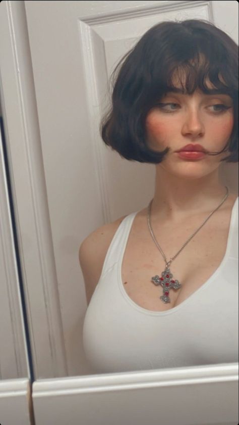 Michelle Alves, Really Short Hair, Crazy Women, Hair Reference, Aesthetic Girl, Hair Inspo, Mens Hairstyles, Beauty Women, Pretty People