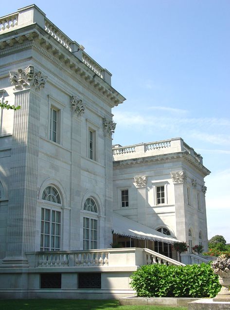 Marble Exterior House, Marble House Exterior, White Marble House, Marble House Newport, Marble Architecture, Classic Mansion, Limestone House, Rhode Island Travel, Vanderbilt Mansions