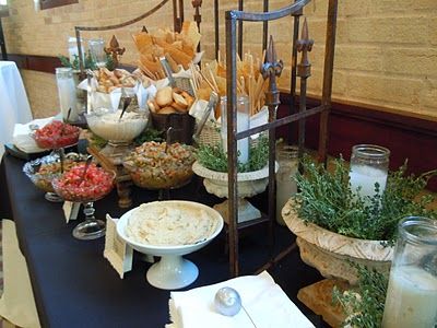 Bruschetta Bar idea/ appetizer station Antipasto Station Wedding, Build Your Own Bruschetta Bar, Wedding Bruschetta, Brisket Wedding Buffet, Bruchetta Bread Party Appetizers, Crostini Bar, Bruschetta Bar, Tuscan Table, Cactus Pears