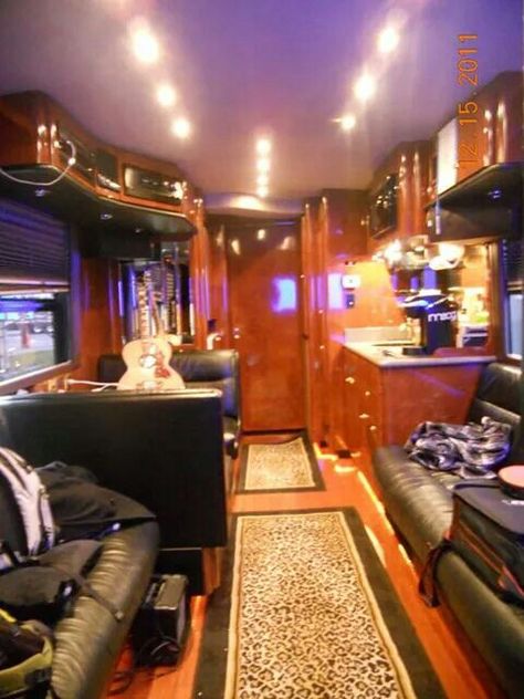 Taylor Swift bus Tour Bus Interior Band, Tour Bus Aesthetic, Band Tour Bus, Tour Bus Interior, Band Bus, Dance Career, Astral Express, Autumn Board, Cherry Hearts