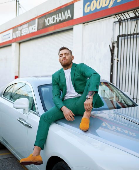 Conor McGregor Talks Fighting Floyd Mayweather, Searching for Khloe Kardashian, and Really Getting Paid by the UFC Conor Mcgregor Style, Christian Louboutin Loafers, Connor Mcgregor, Gq Style, Mens Fashion Smart, Allen Iverson, Conor Mcgregor, Green Suit, Male Fashion Trends