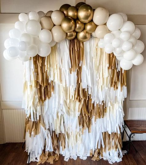 Fringe Wedding Backdrop, Neutral Fringe Backdrop, Fall Fringe Backdrop, Neutral Photo Backdrop, White Fringe Backdrop, Streamer Wall Backdrop, Fringe Wall Backdrop, Gold Fringe Backdrop, Fringe Decorations