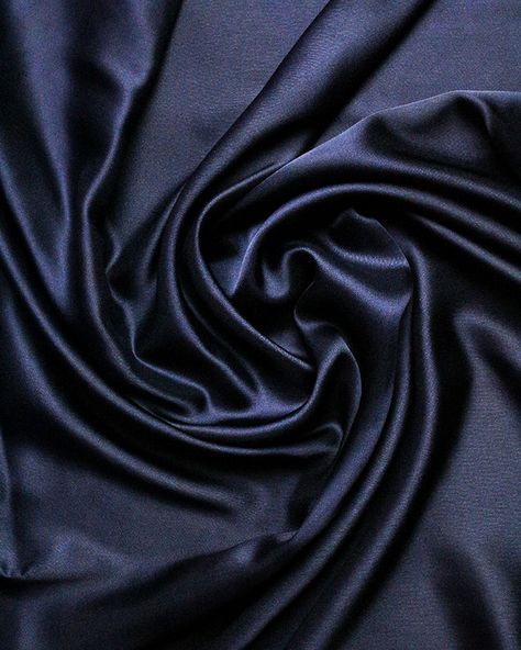 How to Dye Fabric & Clothes Black – 5 Methods How To Dye Polyester, How To Dye Clothes, Dye Polyester Fabric, Ideas For Clothes, Dyeing Tutorials, Diy Dye, Fabric Clothes, Blue Satin Dress, Free Sewing Patterns