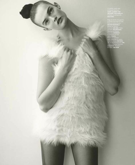 Fur Editorial, Dazed And Confused, Wardrobe Stylist, White Fashion, Quality Fashion, Art Direction, Faux Fur, Saint Laurent, Editorial