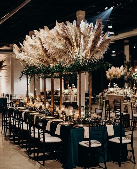 The Wedding Pic® on Instagram: “Pampas makes a serious statement when against dark wood tones and linens. This couple was sure to include the pampas grass throughout their…” Black Wedding Decor, Grass Centerpiece, Black Wedding Decorations, Grass Decor, Pampas Grass Decor, Grass Wedding, Munaluchi Bride, Tall Centerpieces, Wedding Decor Inspiration