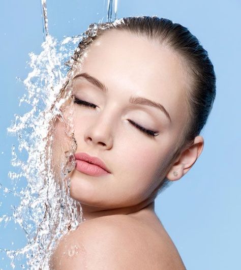 Plasma Facial, Sweat Proof Makeup, Skin Care Pictures, Good Skin Tips, Glow Skin, Eye Wrinkle, Playing With Hair, Peeling Skin, Skin Clinic