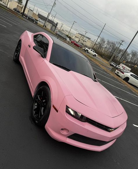 Pink Girly Wallpaper, Pink Camaro, Pink Chevy, College Garden, Certified Lover Girl, Pink Car Accessories, Pink Cars, Dream Cars Mercedes, Pimped Out Cars