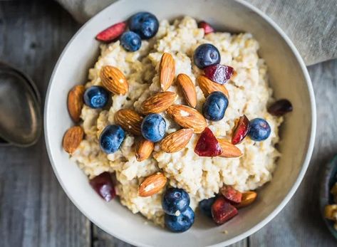 These Expert-Approved Appetite Suppressants Work | Eat This Not That Savory Oatmeal Recipes, Berry Oatmeal, Savory Oatmeal, Blast Belly Fat, Nutritious Foods, Instant Oatmeal, Eat This Not That, High Fiber Foods, Oatmeal Recipes