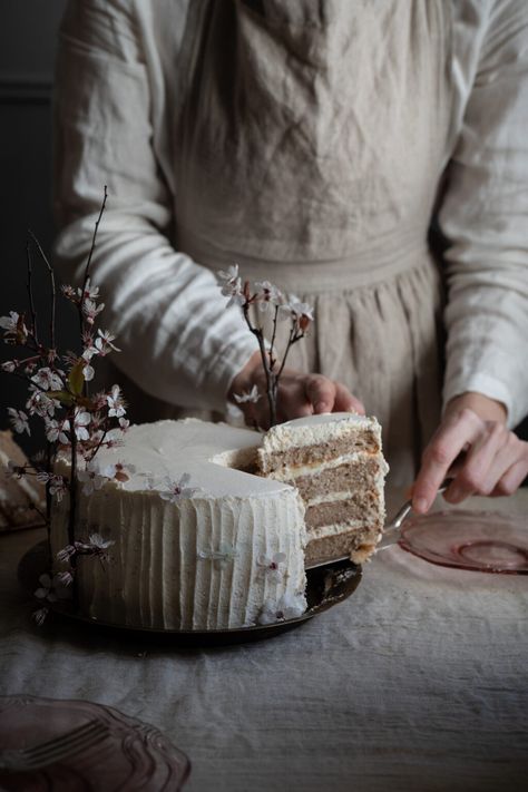 Earl grey blood orange and cardamom chiffon cake Almond Fruit, Apple Cinnamon Cake, Cardamom Cake, Raspberry Rhubarb, Gluten Free Apple, Tree Story, Mug Cake Microwave, Lemon Drizzle Cake, Almond Tree