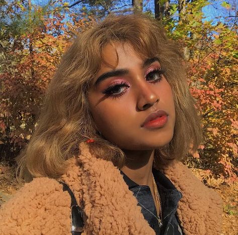 @bbyg6rl on ig Euphoria Fashion, Different Makeup Looks, Happy Black Friday, Best Hair Dye, Oc Inspiration, Character Pictures, Blonde Hair Girl, Dyed Hair Inspiration, Different Hair Colors