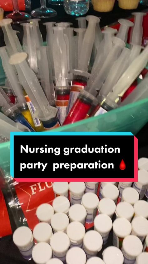 Nursing Graduation Decoration Ideas, Nurse Graduation Party Decorations Ideas, Nursing Party Ideas, Nurse Party Theme, Nurse Graduation Party Food, Nurse Themed Graduation Party, Bsn Graduation Party, Lpn Graduation, Nurse Grad Parties