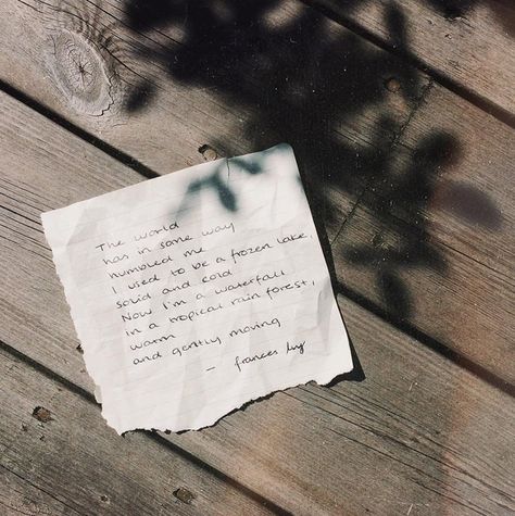 Handwritten Poem Aesthetic, Poetry Photography Book, Poetry Aesthetic Instagram, Queen Calligraphy, Handwritten Poetry, Poem Artwork, Poet Aesthetic, Floral Flatlay, Poetic Photography