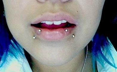 Vertical Snakebites, This is what I have. Vertical Snakebites Piercing, Side Vertical Labret, Vertical Snakebites, Alt Piercings, Vertical Labret, Frog Eye, Snakebites, Piercing Inspo, Face Piercings