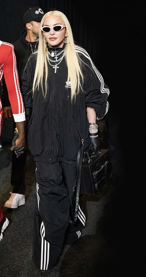 ADIDAS READY-TO-WEAR COLLABORATION featuring MADONNA attending Boxing Gala at BARCLAYS CENTER In BROOKLYN, NEW YORK designer DEMNA Adidas Balenciaga Outfit, Adidas Runway, Balenciaga Street Style, Adidas Street Style, Balenciaga Aesthetic, Balenciaga Adidas, Boxing Clothes, Punk Street Style, Balenciaga Style