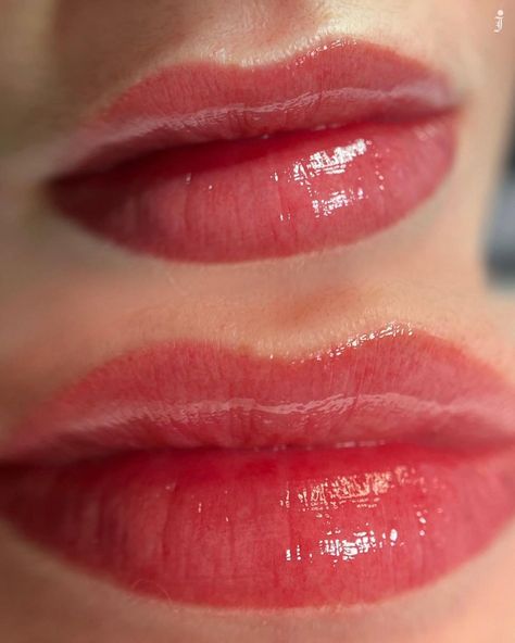 Lip blush tattoo in natural fresh colour💋 | Instagram Healed Lip Blush, Lip Blushing Tattoo Colors Natural, Lip Blush Aftercare, Lip Blush Tattoo, Lip Blush Neutralization, Lip Blushing Tattoo Before And After Colors, Lip Blush Permanent Makeup, Lip Color Tattoo, Semi Permanent Lip Blush