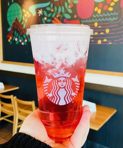 You Can Get A Lovestruck Refresher From Starbucks That You Will Fall In Love With Refresher From Starbucks, Starbucks Art, Strawberry Acai Refresher, Starbucks Secret Menu Recipes, Starbucks Strawberry, Iced Starbucks Drinks, Secret Starbucks Drinks, Secret Menu Items, Strawberry Acai