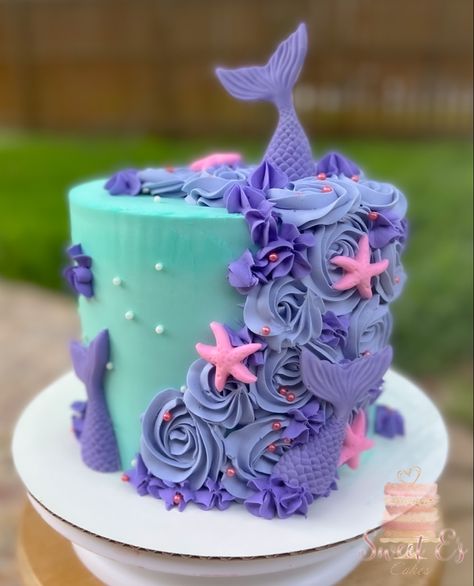 Mermaid Food, Mermaid Tail Cake, Cake Purple, Lavender Cake, Candy Cakes, Green Mermaid, Mermaid Cakes, Bday Cake, Purple Teal