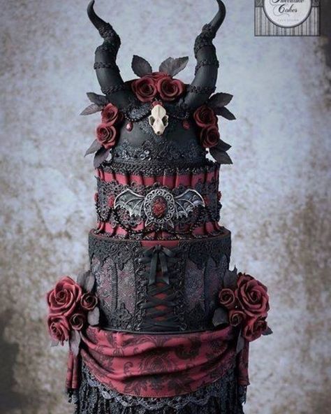 Goth cake 🖤 . . . . . #gothwedding#gothicweddingcake#demon#demonic#horns#demonhorns Goth Cakes, Gothic Wedding Cake, Gothic Cake, Disney Themed Cakes, Vampire Wedding, Dark Wedding Theme, Boho Wedding Cake, Gothic Boho, Edible Lace