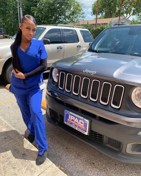 Pediatric Nursing Aesthetic Black, Black Nursing Student Aesthetic, Nursing Aesthetic Black Women, Black Nurse Inspiration, Travel Nurse Aesthetic Black Women, Scrub Fashion, Travel Nurse Black Women, Scrubs Fashion, Black Nurses