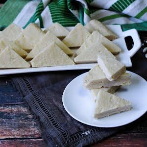 Irish Shortbread Cookies, Stuffed Cornish Hens, Irish Shortbread, Popular Pies, Short Bread, Irish Cuisine, Baked Sweets, Italian Cream Cakes, Lime Cheesecake