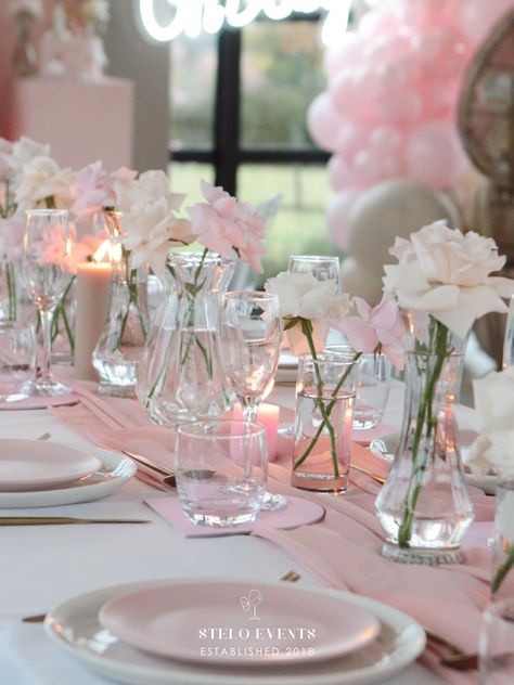 Pink And White Bridal Shower Decorations, Pastel Pink Themed Birthday Party, Soft Pink Party Decor, Pink Flower Birthday Party Decorations, Bridal Shower Flower Theme Decor, Bridal Shower Table Flowers, Pastel Pink Party Decorations, Baby Shower Decorations Girl Simple, Pink Bridal Shower Tablescape