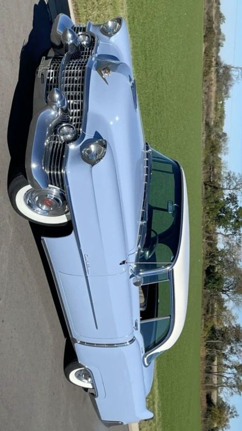 Light Blue Car Aesthetic, Old Time Cars, Symmetrical Tattoos, 2000 Cars, Scooters Vespa, Vintage Cadillac, 1959 Cadillac, Cool Old Cars, Old Vintage Cars