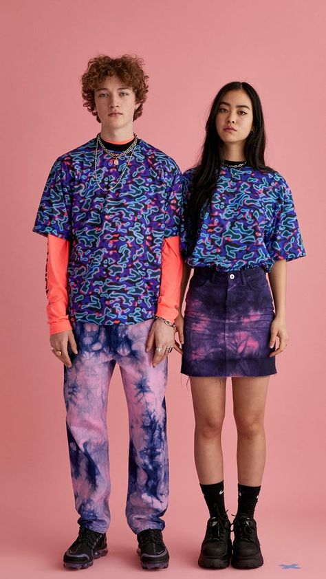 Unisex Clothing Fashion, Bleaching Clothes, Gender Neutral Fashion, Unisex Looks, Gender Neutral Clothes, Normal Clothes, Print Studio, Cirebon, London Print