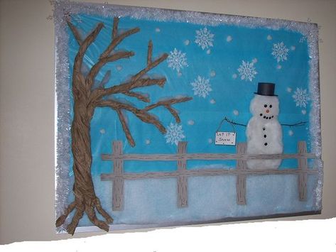 Winter Theme Boards Classroom, Winter Display Boards Nursery, Winter Themed Bulletin Boards, Winter Classroom Display, Nursery Display Boards, Christmas Board Decoration, Snowman Crafts Preschool, Christmas Bulletin Boards, Winter Display