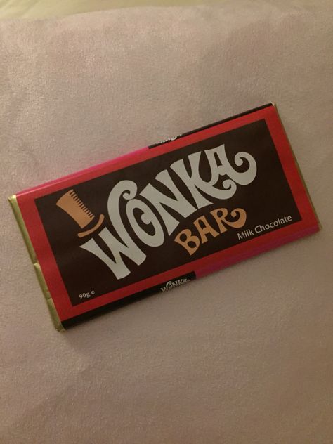 Wonka bar 🍫 Wonka Chocolate Bar, Wonka Bar, Wonka Chocolate, Willy Wonka, Timothee Chalamet, Chocolate Bar, Cute Food, Diy Christmas Gifts, Central Park