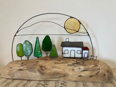 Driftwood And Stained Glass Art, Driftwood Stained Glass Art, Stained Glass Driftwood, Stained Glass And Driftwood, Stained Glass On Driftwood, Stained Glass Patterns Free, Stained Glass Paint, Stained Glass Birds, Stained Glass Decor