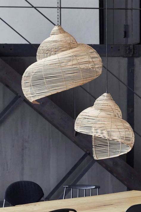 Seashell Concept Interior Design, Seashell Interior Design, Raffia Aesthetic, Fish Interior Design, Shell Architecture, Sea Interior Design, Feature Wall Paint, Beach Restaurant Design, Micro Trends