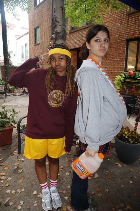 Moonrise Kingdom Halloween Costume, Juno And Bleeker Costume, Juno Couple Costume, Indie Movie Halloween Costumes, Silly Halloween Costumes For Women, Bottoms Halloween Costume, Wlw Couple Costumes For Halloween, Nonbinary Halloween Costumes, Halloween Costumes Masc