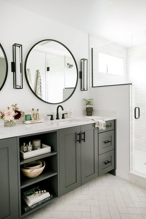 Black Hardware Bathroom, Organization Ideas Bathroom, Ideas For Bathrooms, Grey Bathroom Cabinets, Green Bathroom Vanity, Dark Gray Bathroom, Bathroom Organization Ideas, New House Bathroom, Grey Bathroom Vanity