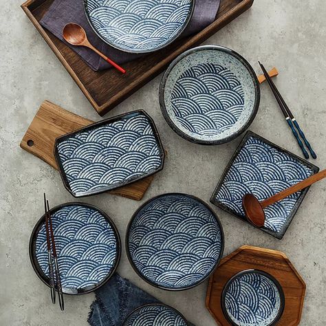 Explore our series of traditional Japanese tableware featuring blue wave patterns. Handcrafted ceramic pieces that bring elegance and charm to your dining experience. Visit our online store for more exquisite Japanese tableware and home decor. #Mino__craft #JapaneseTableware #HandcraftedCeramics #BlueWavePattern #HomeDecor #JapaneseStyle #OnlineStore #ShopNow Japanese Plates Tableware, Japanese Plates, Japanese Tableware, Ceramic Pieces, Handcrafted Ceramics, Blue Waves, Wave Pattern, Traditional Japanese, Dining Experience