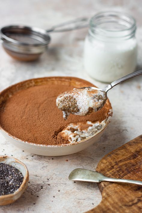 Tiramisu Chia Pudding Recipe, Tiramisu Chia Seed Pudding, Chia Tiramisu, Healthy Tiramisu, Tiramisu Chia Pudding, Blended Chia Pudding, Chia Recipes, Healthy Pudding Recipes, Chai Pudding