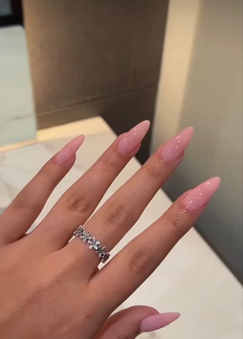 Long Almond Nails, Nagellack Trends, Classy Acrylic Nails, Almond Acrylic Nails, Soft Nails, Acrylic Nails Coffin Short, Pink Acrylic Nails, Neutral Nails, Square Acrylic Nails