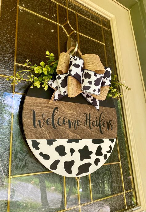 Cow Print Wood Sign, Cow Print Picture Frame, Cow Front Door Sign, Cow Print Door Sign, Cow Wreaths For Front Door, Circle Welcome Sign Front Door, Cow Print Door Hanger, Cow Crafts, Cow Wreath