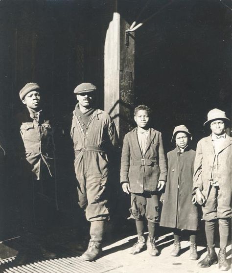 Dock Worker, Philadelphia Print, American Children, Those Were The Days, Old Clothes, Oversized Coat, Big City, Knit Cap, Work Clothes