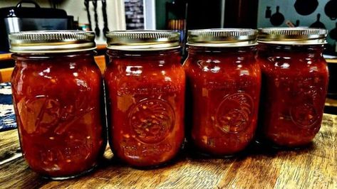 Smoked Tomato Salsa, Canning Smoked Salsa, Smoker Salsa, Smoker Salsa Recipe, Smoked Salsa Recipe Canning, Smoked Salsa Recipe, Salsa Pizza, Smoked Salsa, Garden Meals