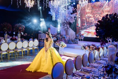 18th Debut Theme, Debut Theme Ideas, Debut Themes, Beauty And The Beast Quince, Bella Disney, Debut Theme, Debut Party, Yellow Wedding Theme, Beauty And The Beast Theme