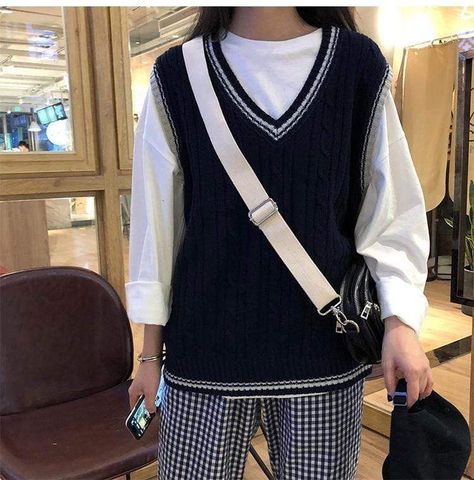 f5c3dd7514bf620a1b85450d2ae374b1desc52378842ri Y2k Aesthetic Fashion, Cable Knit Vest, Aesthetic Clothing Stores, Preppy Sweater, Stripe Outfits, Estilo Preppy, Sweater Vest Women, Textured Sweater, Sleeveless Vest