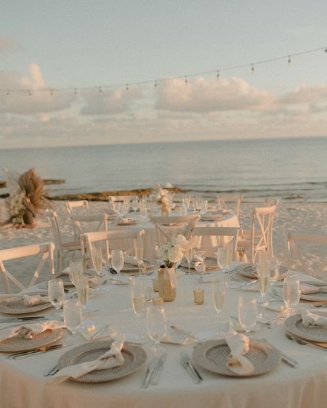 * Perfect set up photos on East Beach at Casa 💕 * * * * @casamarinaresort @meganannphotography_ @tablesevenkw @encore_global @keywesthairandmakeupofficial @djsanaris * * * #keywestwedding #keywestweddingplanner #keywestweddingphotographer #casamarina #keywestcasamarina #casamarinawedding #keywestbride #casamarinabride #destinationwedding #floridakeyswedding #justmarried Key West Wedding, Key West Bride, Casa Marina Wedding, Casa Marina Resort, Key West Wedding Planner #keywestweddin... Catalina Island Wedding, Key West Destination Wedding, Beach Wedding Key West, Hawks Cay Resort Wedding, Key West Wedding Venue Beach, Casa Marina Key West, Marina Wedding, Smathers Beach Key West Weddings, Marina Resort