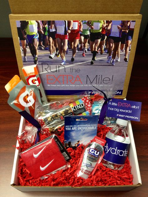 A gift for runners | a DIY creative box full of running goodies! Encourage them to "Run the EXTRA mile"  We did this as an ELFCU Giveaway. Track Basket Gift, Cross Country Survival Kit Gift, Senior Xc Gifts, Track Gifts Ideas, Runner Gift Basket, Track Gift Basket, Cross Country Gift Basket Ideas, Athlete Gift Basket, Senior Gift Baskets Sports