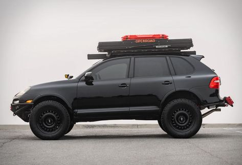 Off-Road Porsche Cayenne Porsche Cayenne Off Road, Land Rover Defender 130, Porsche Cayenne Gts, Cayenne Gts, Defender 130, New Defender, Seat Storage, Indoor Sports, Sports Health