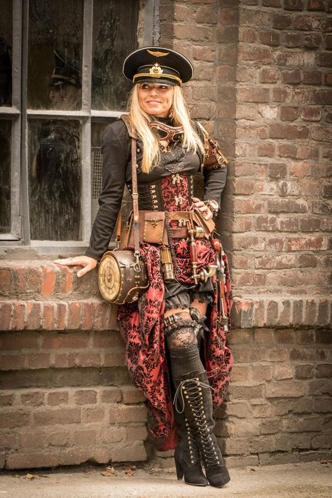 Foto: Svenja Breitbeck Steampunk Photoshoot, Dieselpunk Fashion, Steampunk Fashion Women, Steampunk Photography, Steampunk Aesthetic, Steampunk Couture, Mode Steampunk, Punk Design, Steampunk Women