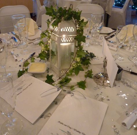 Table Centerpieces - Lanterns with Ivy Wood Wedding Centerpieces, Christmas Wedding Table Centerpieces, Wood Slice Table, Wood Centerpieces Wedding, Artificial Fireplace, Lantern Table Centerpieces, Christmas Wedding Table, Christmas Wedding Centerpieces, Christmas Wedding Flowers