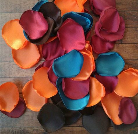 Teal Orange Weddings, Cranberry Wedding, Wedding Toss, Fall Party Decorations, Proposal Boxes, Bridal Shower Centerpieces, Teal Wedding, Luxury Wedding Venues, Fall Wedding Decorations