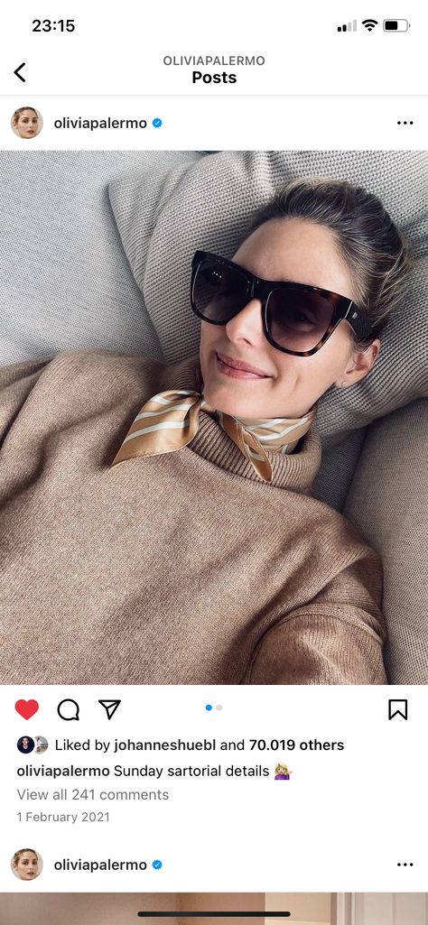 Silk Neck Scarf Outfit, Neck Scarf Outfit, Silk Scarf Outfit, Estilo Olivia Palermo, Olivia Palermo Style, Scarf Outfit, How To Wear A Scarf, Soft Autumn, Twilly