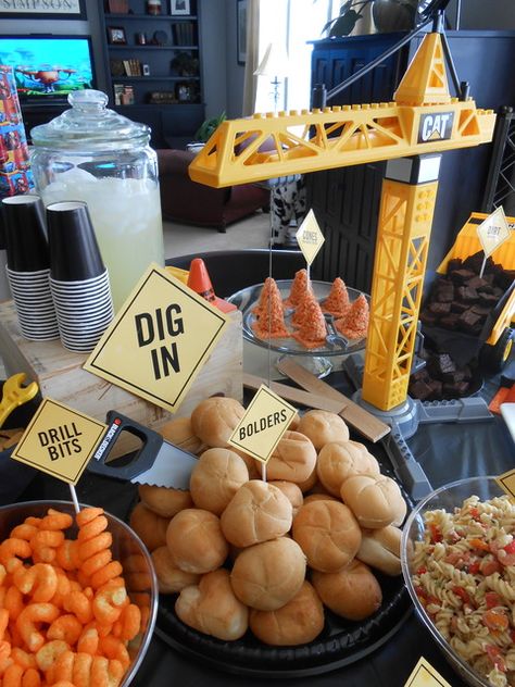 Food signage ideas Construction Baby Shower, Construction Theme Birthday Party, Construction Theme Party, Construction Birthday Parties, Party Deco, Trucks Birthday Party, Construction Theme, Construction Party, Construction Birthday